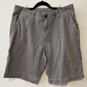 J Crew Shorts Mens 35W Military Field Short Gray Stripe Seersucker Cotton Pocket